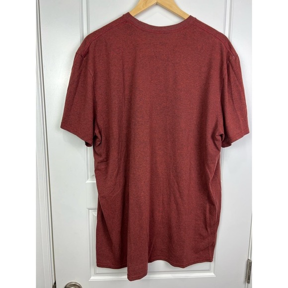 Aerosmith Graphic Short Sleeve Shirt Maroon Crew Neck Concert Shirt Band Tee 2XL - Picture 2 of 3